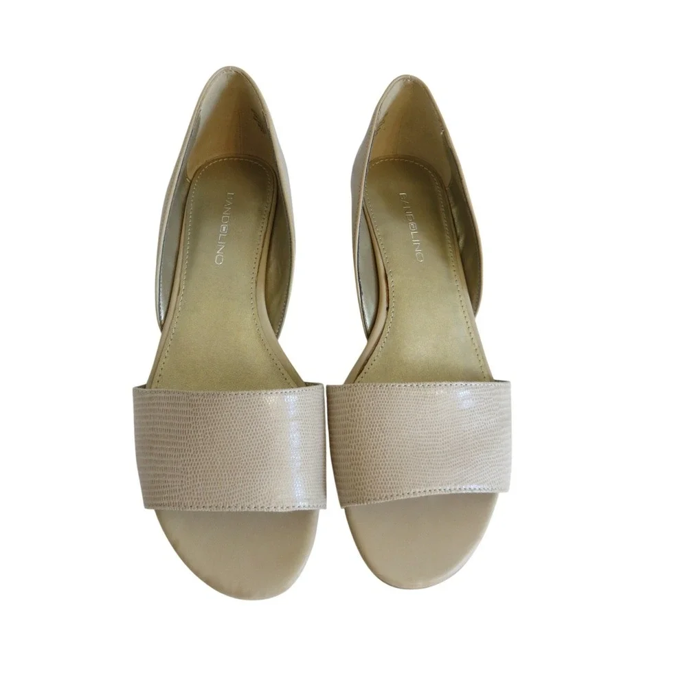 Bandolino Gerritsen Womens Beige Snakeskin Embossed Low Wedge Sandals‎ Size 6M